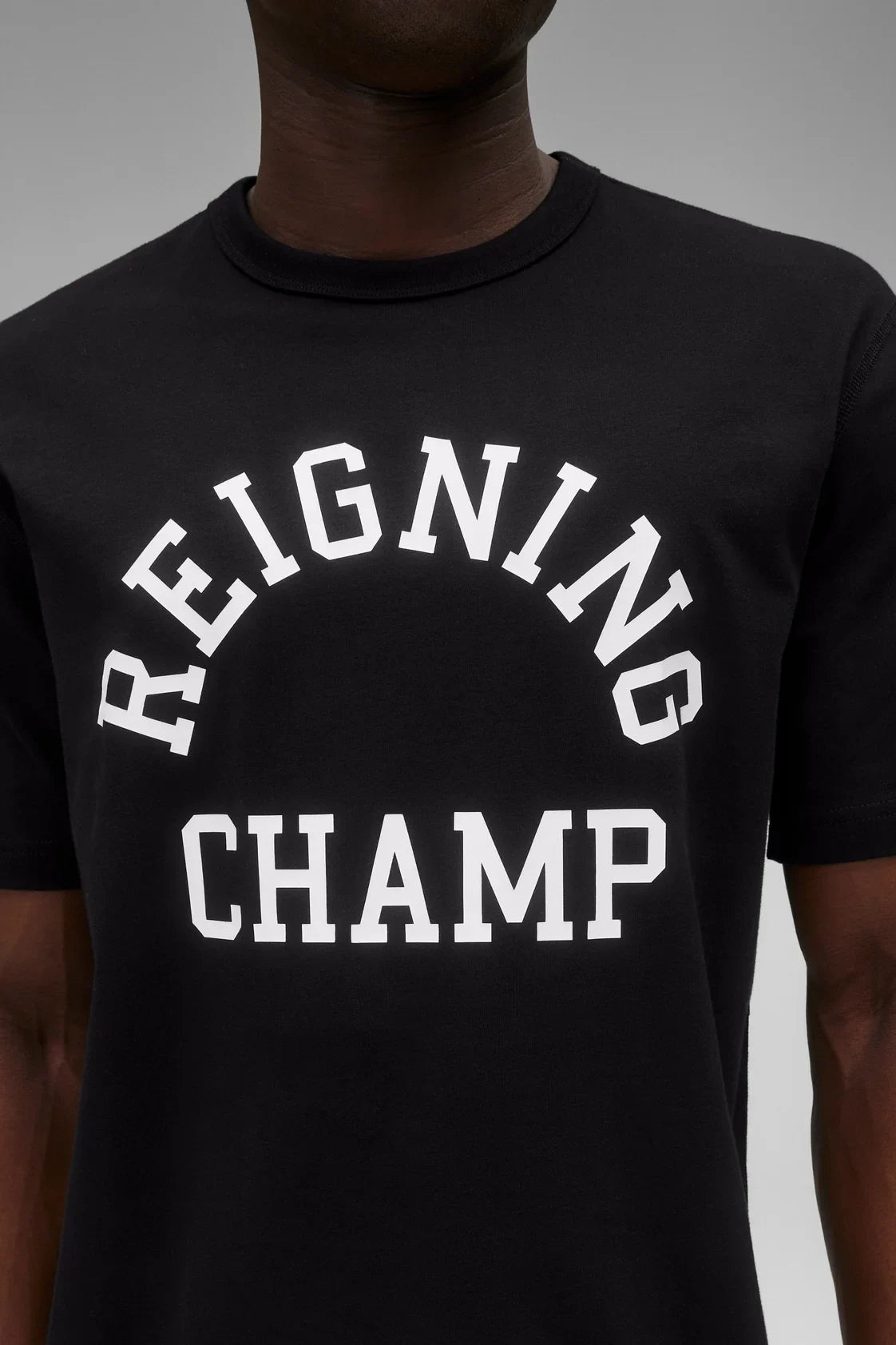 Lightweight Jersey Arch Logo Standard T-Shirt T-Shirts Reigning Champ