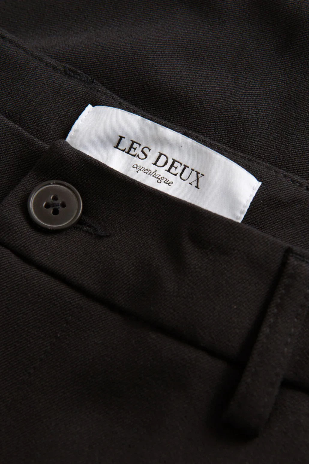 Como Reg Suit Pants 32L Pants Les Deux   