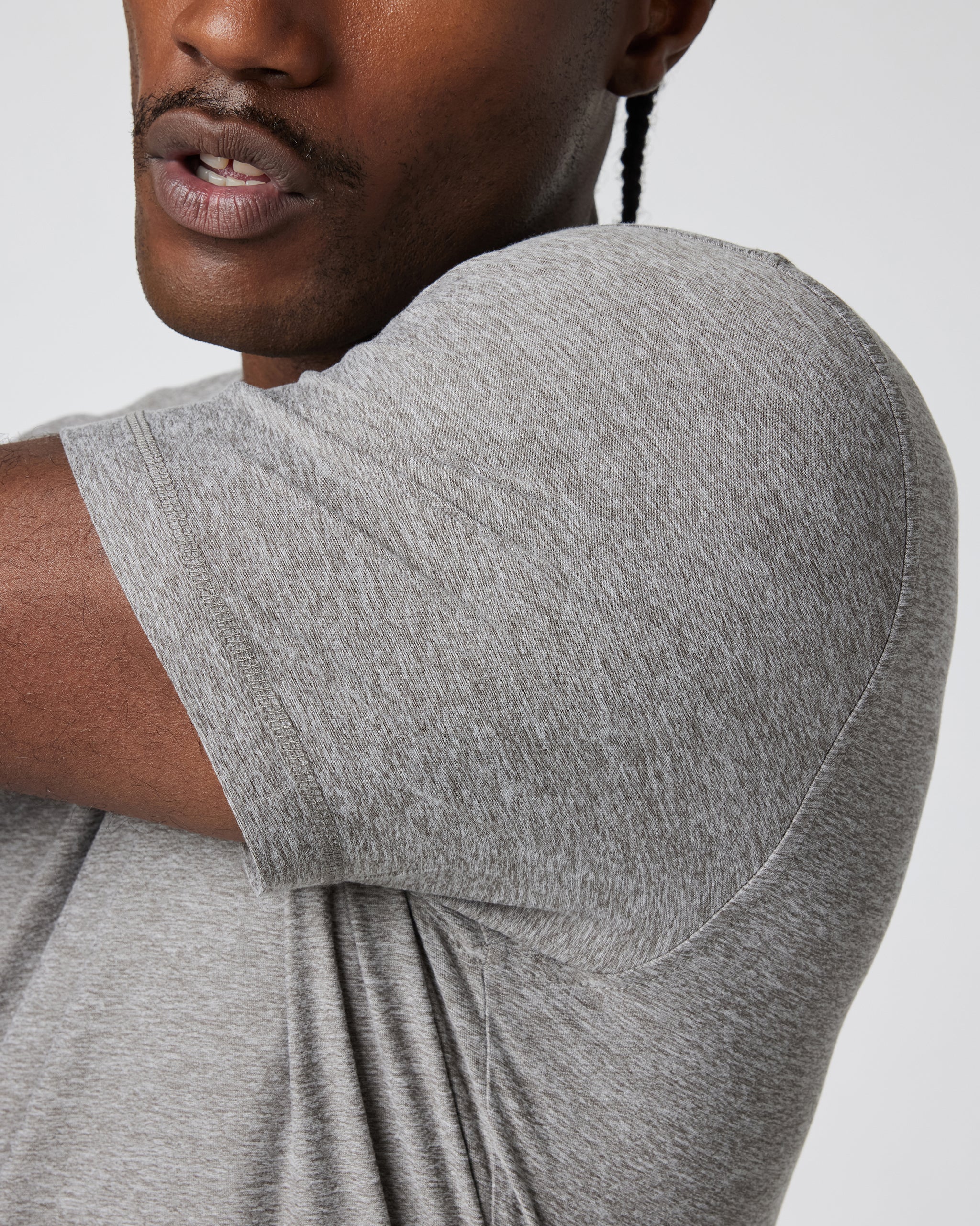 Strato Tech Tee T-Shirts Vuori   