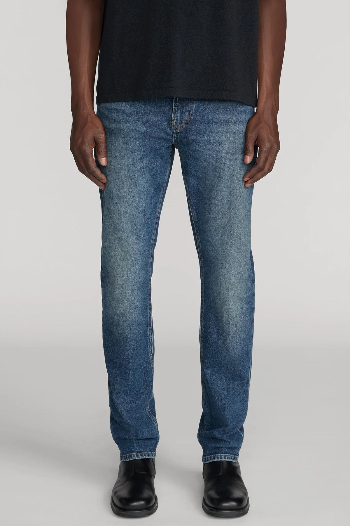 Modern Straight Denim FRAME