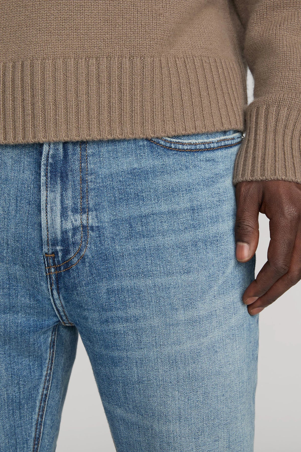 Modern Straight Denim FRAME