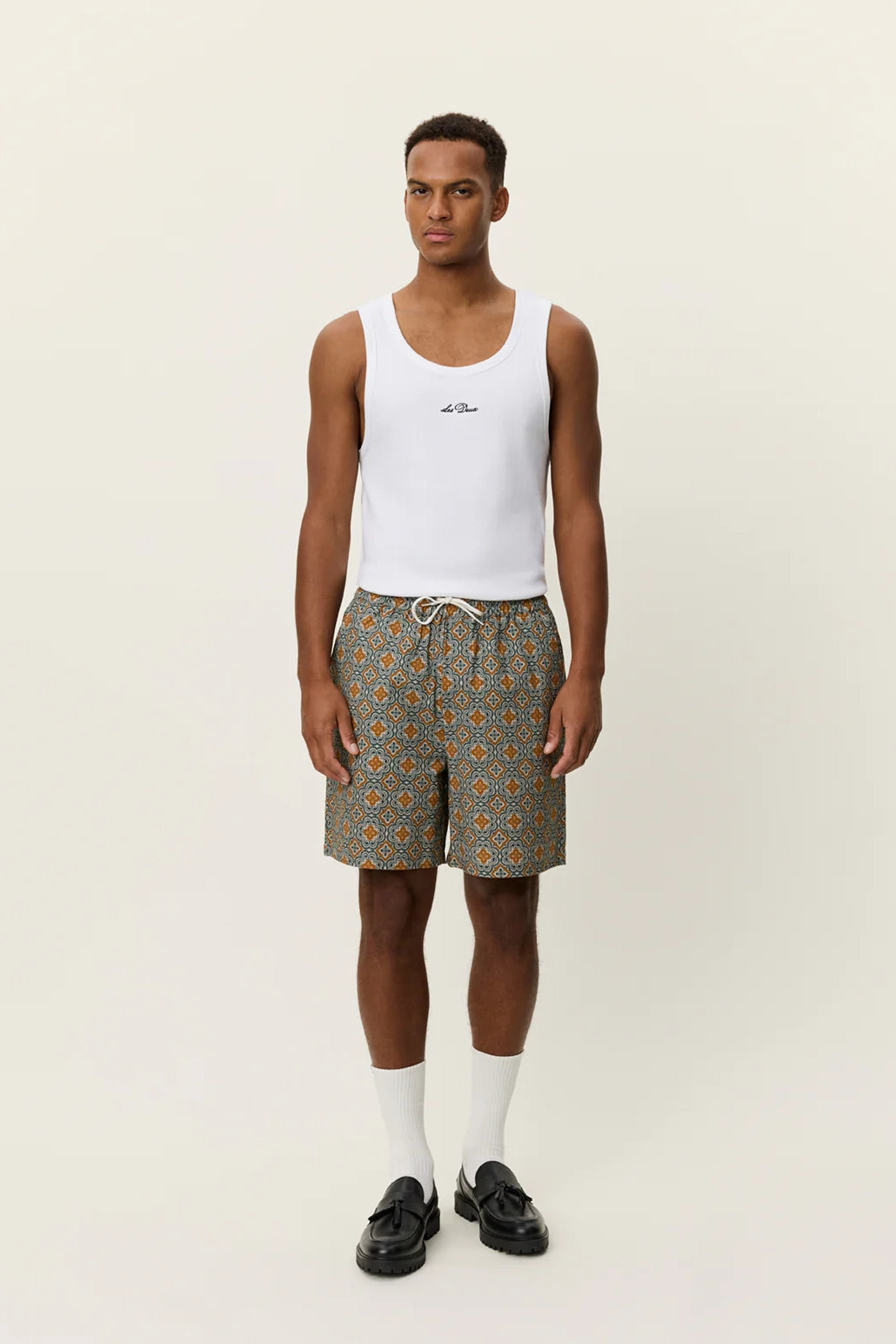 Harry Arabesque Aop Shorts Shorts Les Deux