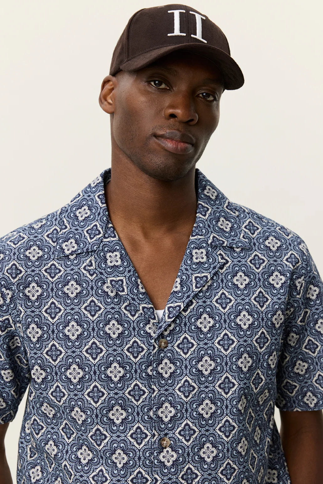 Lukas Arabesque Aop Ss Shirt Shirts Les Deux