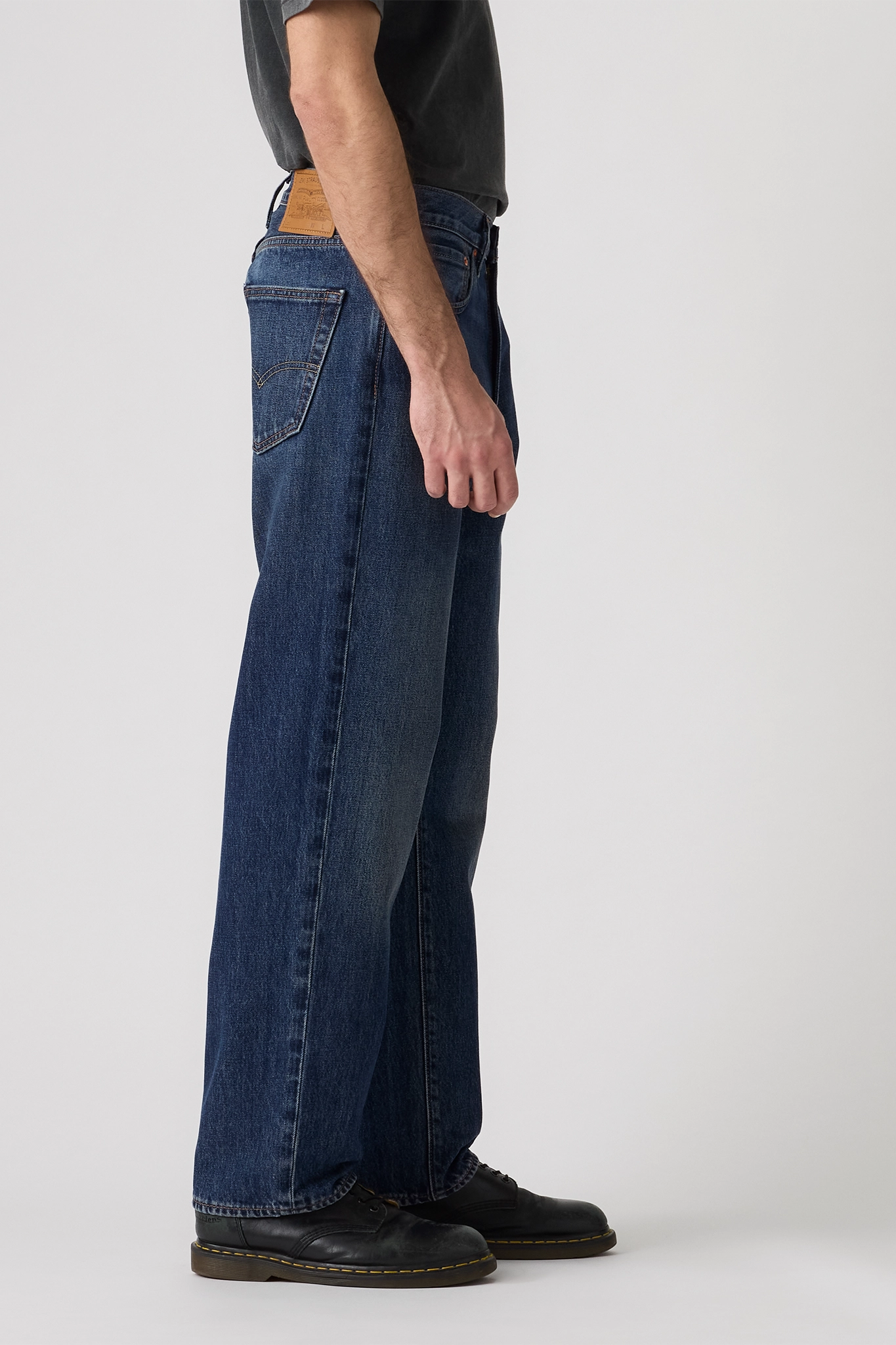 568™ Loose Straight Denim Levi's