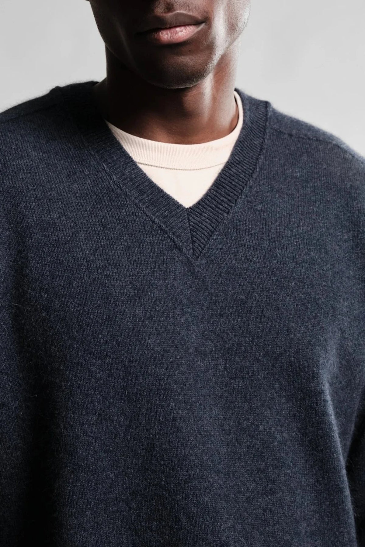Armen V-Neck Jumper Sweaters Nitto Knitwear
