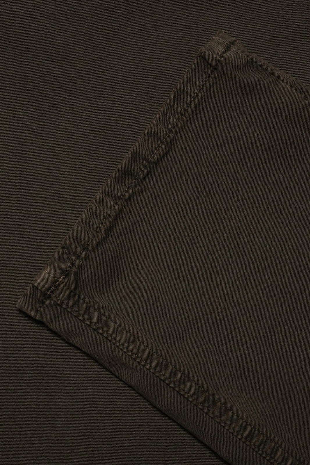 Easy Alvin Chino 32 Pants Nudie Jeans