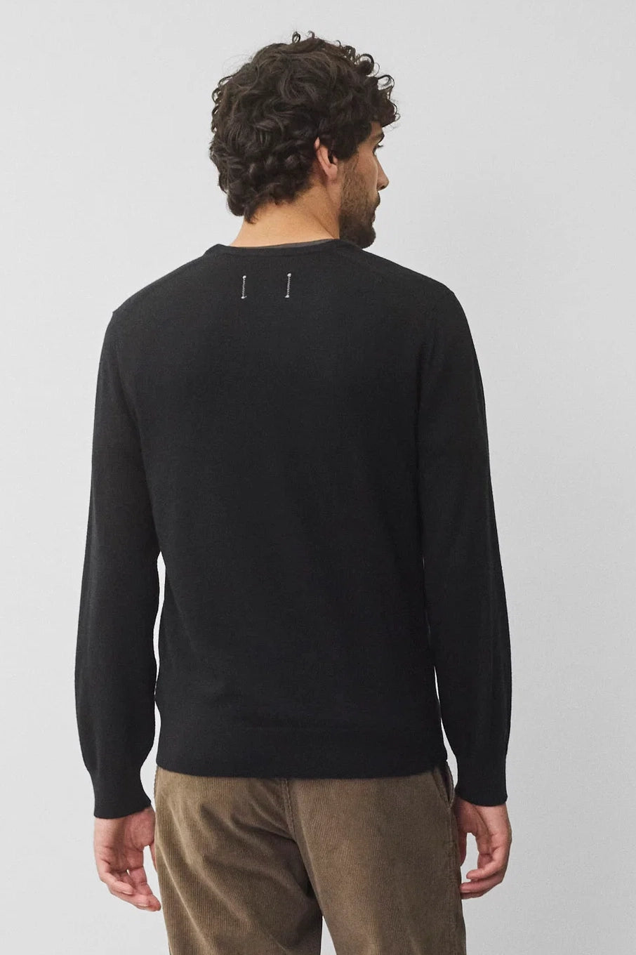 Lightweight Merino Harry V-Neck Sweater Sweaters Reigning Champ